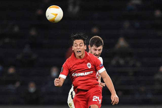 西甲-菲利克斯凌空破门 巴塞罗那1-0战胜加的斯